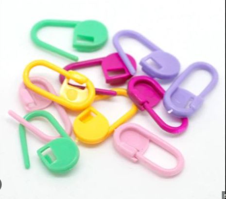 THREADSCART | Premium Quality Multi Color Locking Stitch Markers 60 PCS for Crochet & Knitting | Plastic Safety Pins | Knitting Tools Accessories for Yarn, DIY & Embroidery